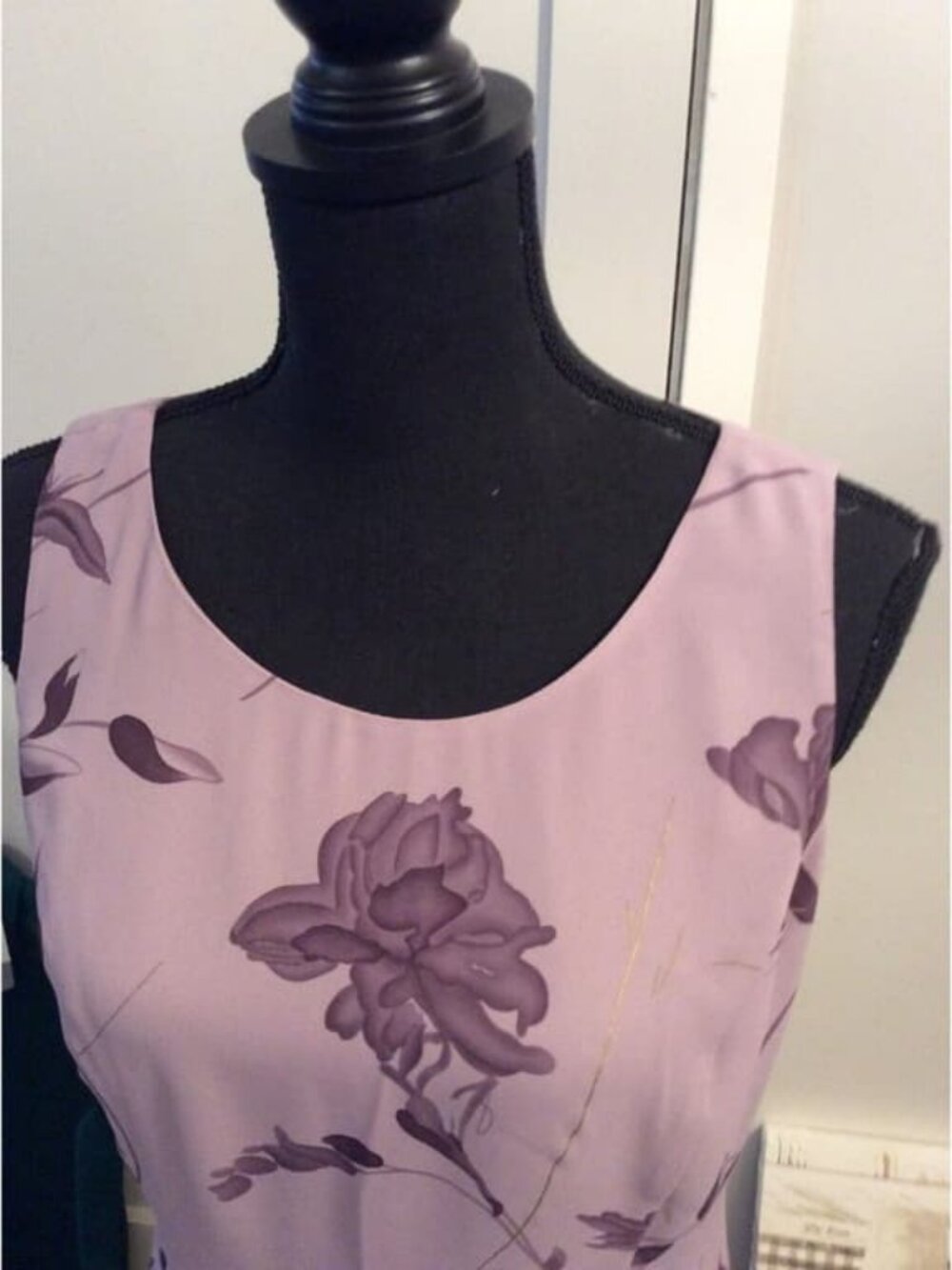 Floral sleeveless Dress
